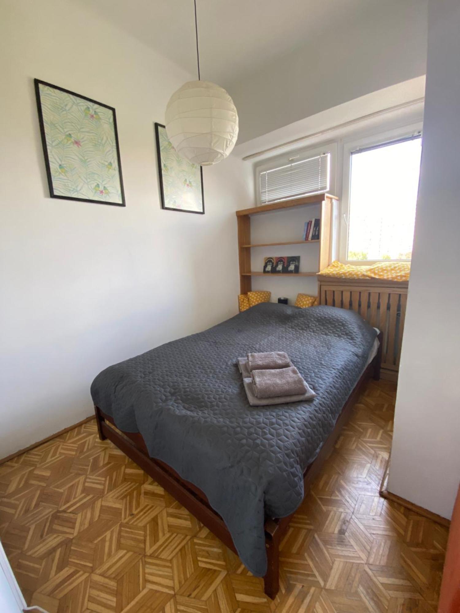 Ohmyhome - Sunny Apartment In City Center Warsaw Exterior photo